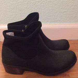 Girls-ugg booties